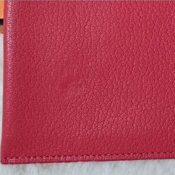 Hermès Goat Skin Passport and / or card Holder New in box GIFTABLE - Picture 2 of 13